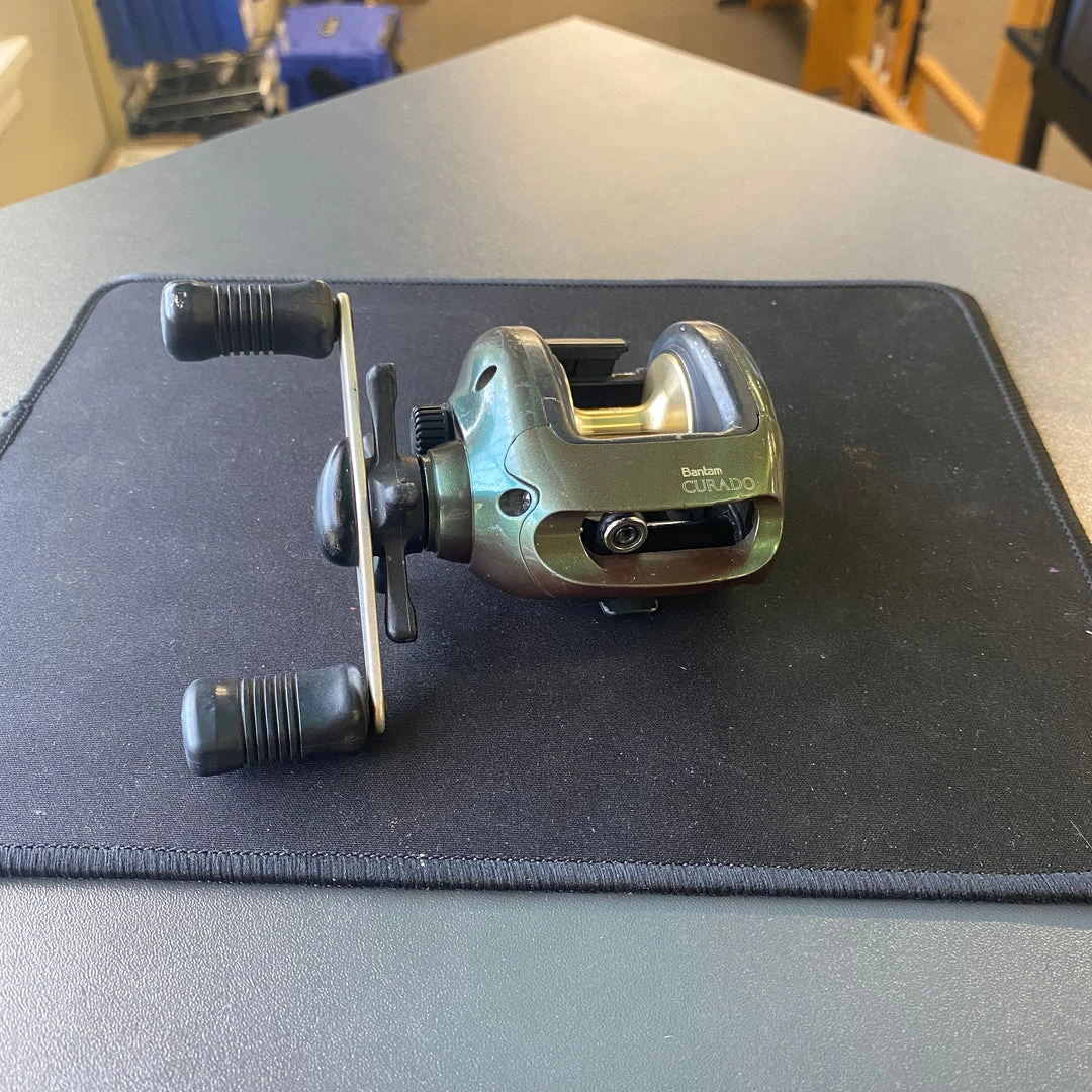 Fishin' World Used Reel - Shimano Curado Bantam