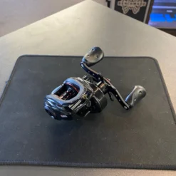 Fishin' World Used Reel - Abu Garcia Revo SX HS L